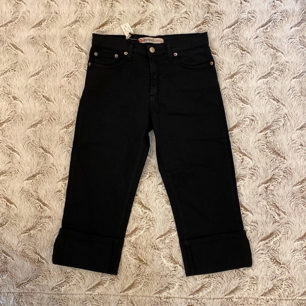 NWT.  Vitamina Jeans. 9.5” Rise